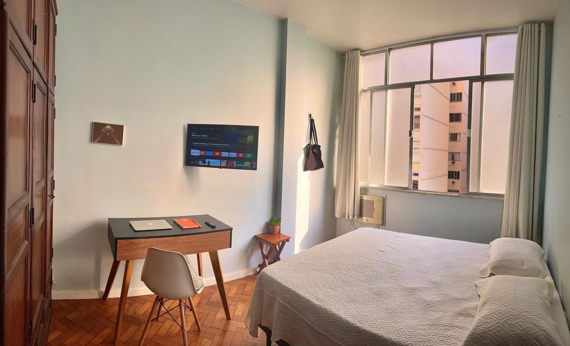 Apartamento Em Copacabana Perto De Tudo! *